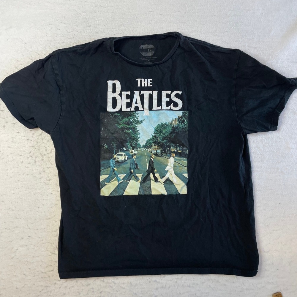 The Beatles Graphic T-Shirt Mens XL Black Abbey Road Road Crossing Band Tee 2022